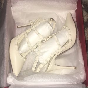 White Valentino heel brand new !